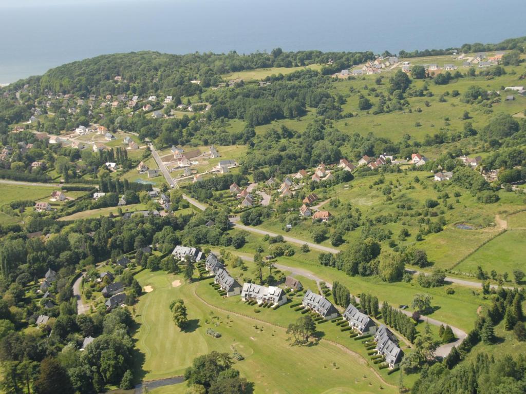 Lagrange Vacances Les Hauts De Clairvallon Houlgate Ruang foto